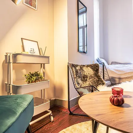 2 Bedrooms 4 Guests Ghent