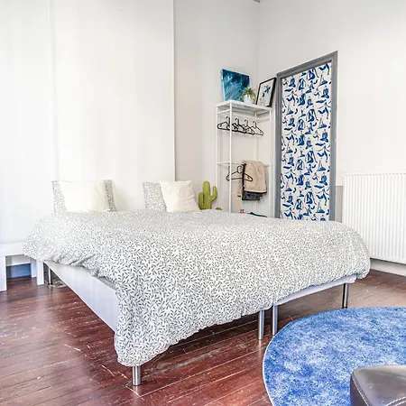 Apartamento 2 Private Bedrooms 4 Guests